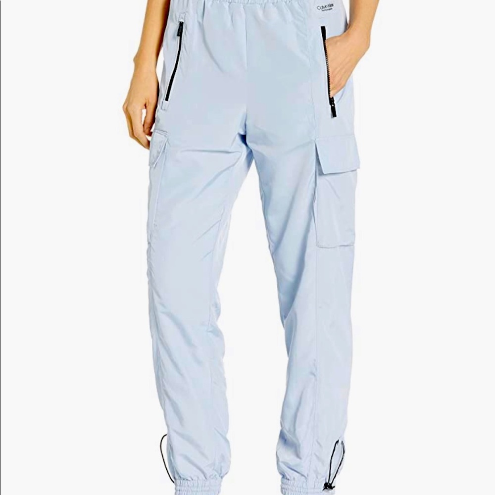 Like 🆕 Calvin Klein joggers in Sz Lg